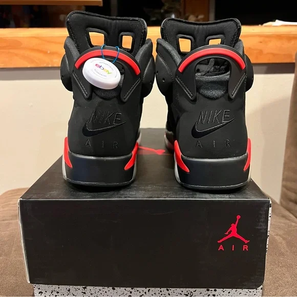 JORDAN 6 RETRO BLACK INFRARED (2019) 100% AUTHENTIC SIZE 9.5 - Picture 3 of 10